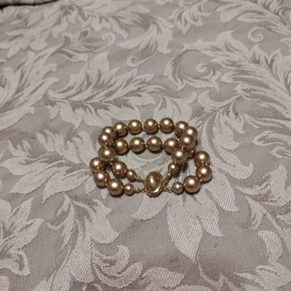 ⚜️ Stunning RARE Vintage Rich Champagne Gold Double Strand Pearl Bracele… - Picture 4 of 6